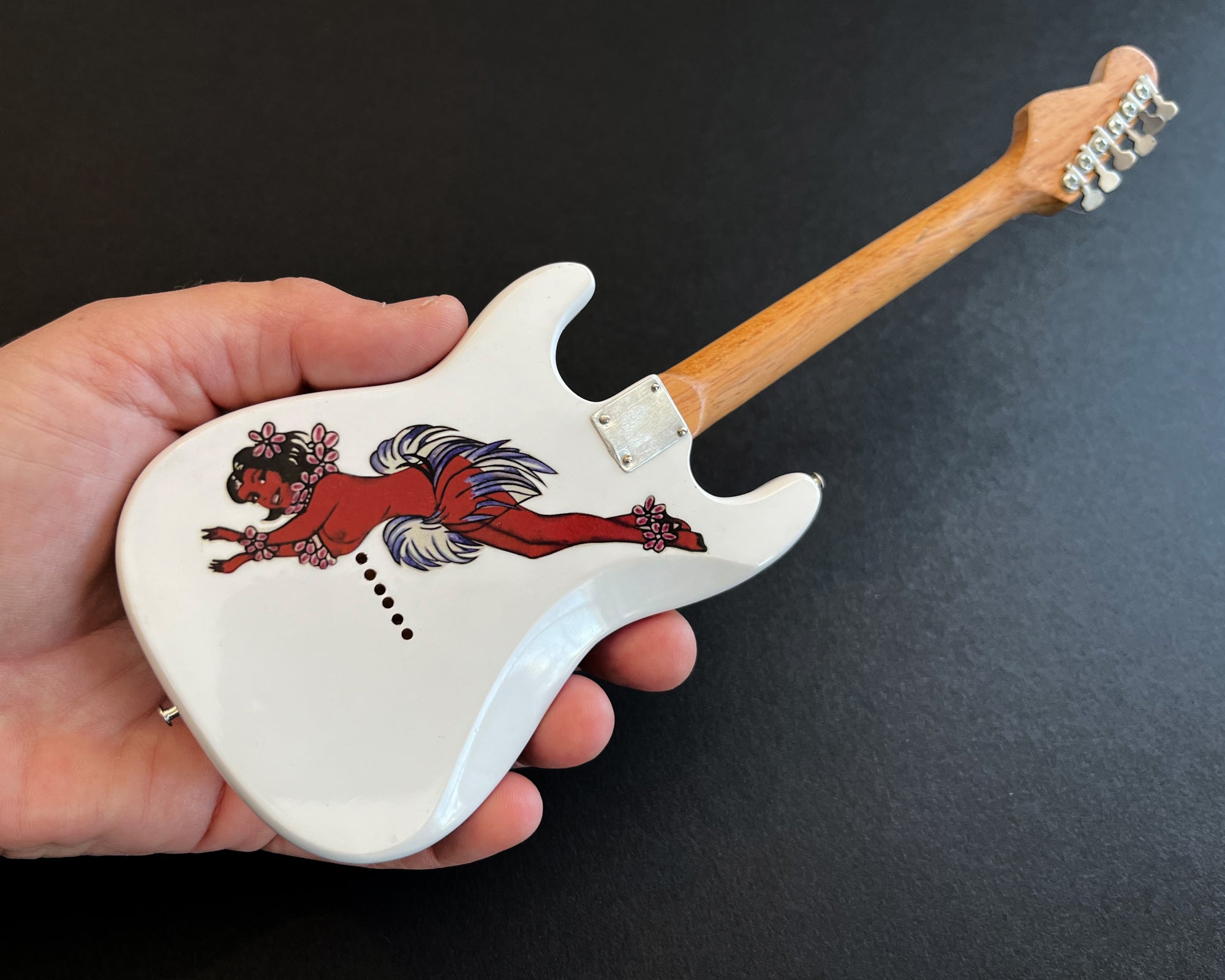 STEVIE RAY VAUGHAN SIGNATURE CHARLEY'S MINIATURE GUITAR REPLICA