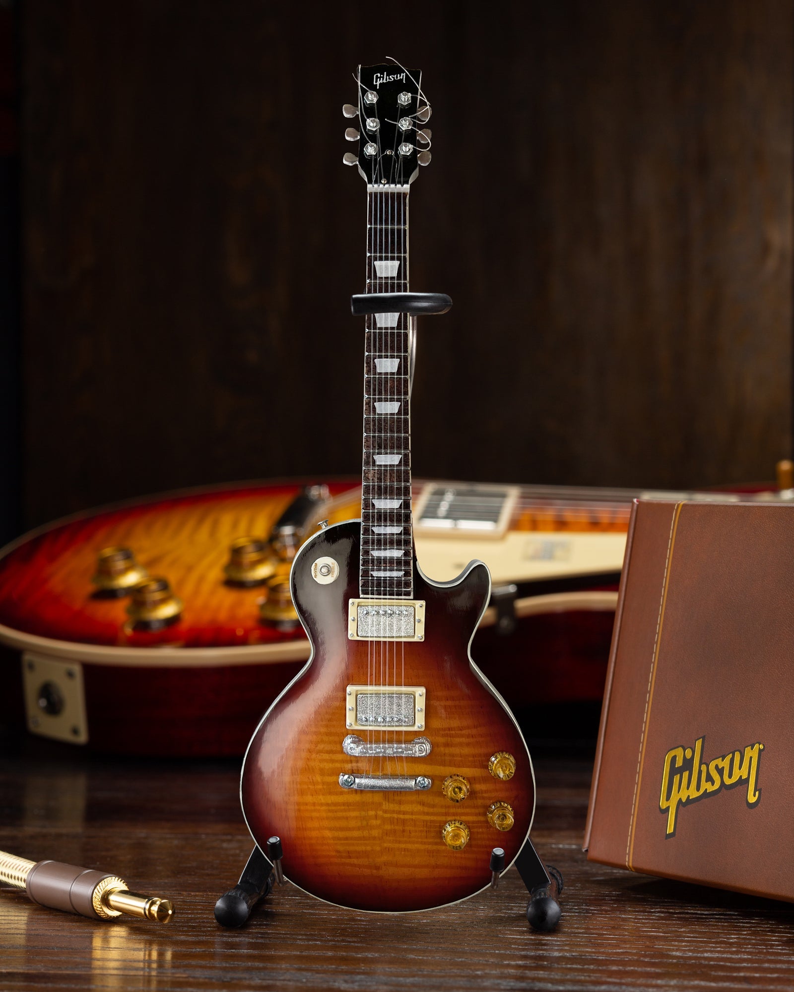 DUANE ALLMAN GIBSON LES PAUL TOBACCO BURST "DUANE" BACK MINI GUITAR MODEL