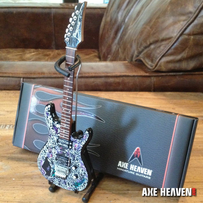 DEEP PURPLE - JOE SATRIANI - FLYING IN A BLUE DREAM MINI GUITAR